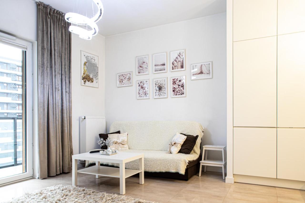 Wola Glamour Apartment Varšava Exteriér fotografie
