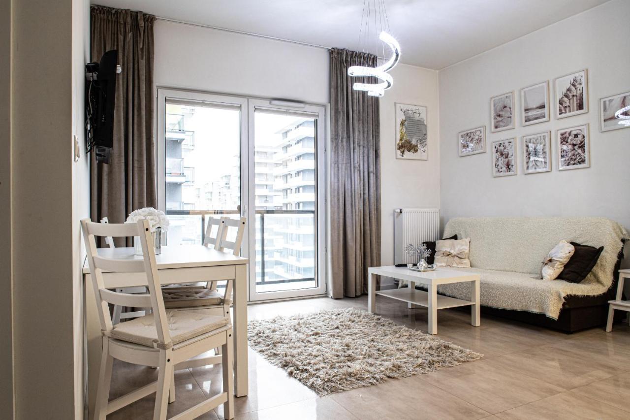 Wola Glamour Apartment Varšava Exteriér fotografie
