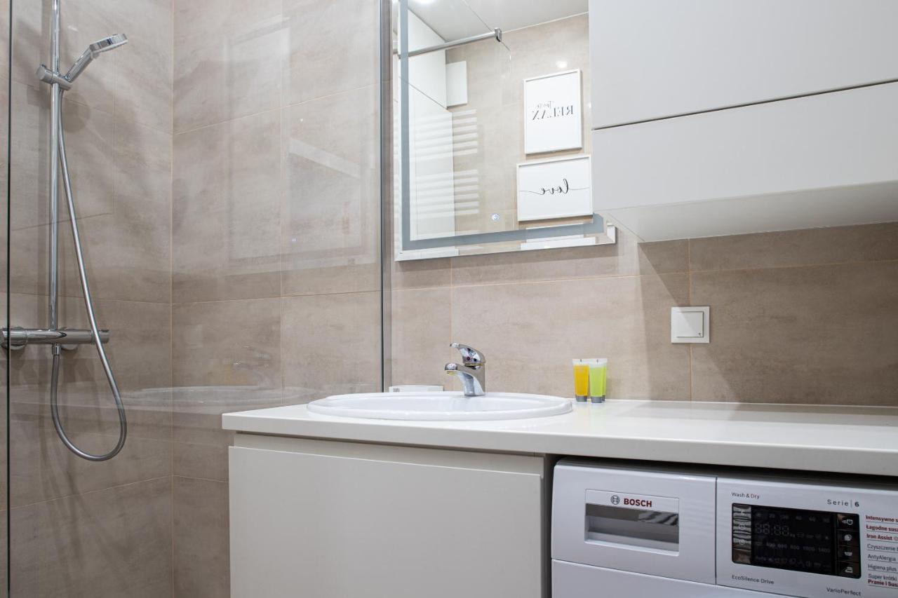 Wola Glamour Apartment Varšava Exteriér fotografie